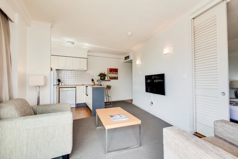 Central Cosmo Apartment Hotel - Accommodation Tasmania 31