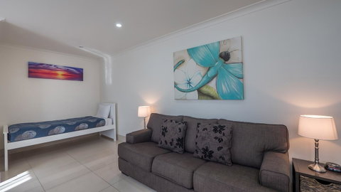 Bilinga Beach Motel - Accommodation Tasmania 36