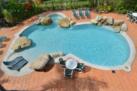 Cairns Queenslander Hotel & Apartments - Accommodation Tasmania 4