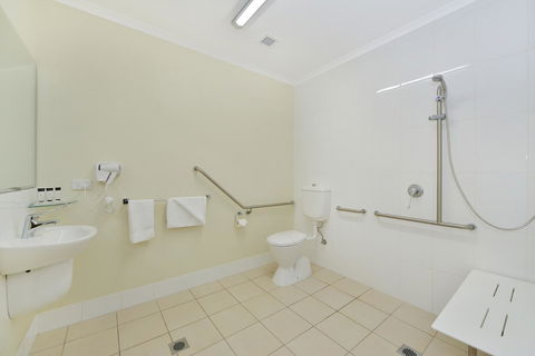 Cairns Queenslander Hotel & Apartments - Accommodation Tasmania 38