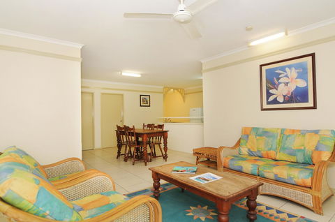 Cairns Queenslander Hotel & Apartments - Accommodation Tasmania 14
