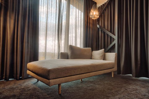 Eatons Hill Hotel - Accommodation Tasmania 13