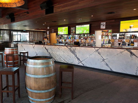 Eatons Hill Hotel - Accommodation Tasmania 38