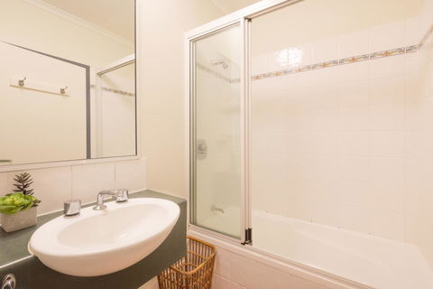 Coral Tree Inn - Accommodation Tasmania 41