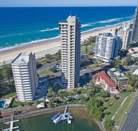 Capricorn One Beachside Holiday Apartments - Official - Accommodation Tasmania