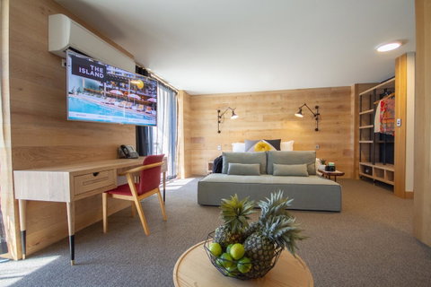 The Island Gold Coast - Accommodation Tasmania 16