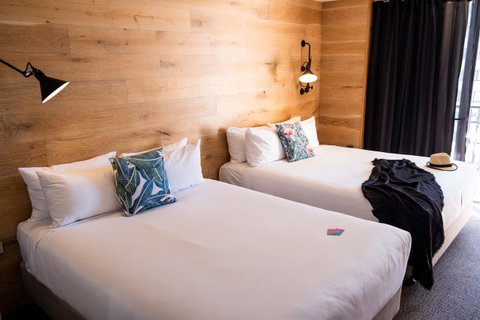 The Island Gold Coast - Accommodation Tasmania 26