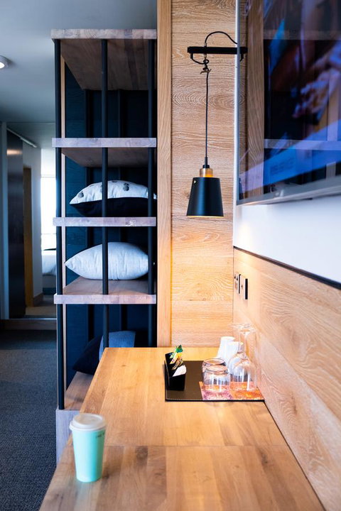 The Island Gold Coast - Accommodation Tasmania 1