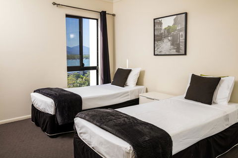 Jack And Newell Holiday Apartments - Accommodation Tasmania 39