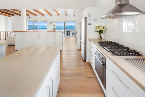Nautilus On The Hill - Airlie Beach - Accommodation Tasmania 28