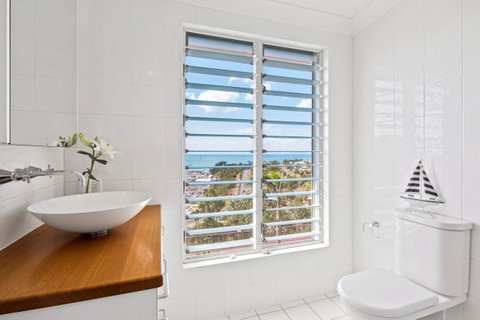Nautilus On The Hill - Airlie Beach - Accommodation Tasmania 26