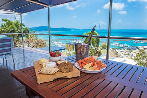Nautilus On The Hill - Airlie Beach - Accommodation Tasmania 10