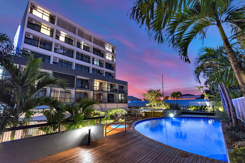Sunshine Tower Hotel - Accommodation Tasmania 0