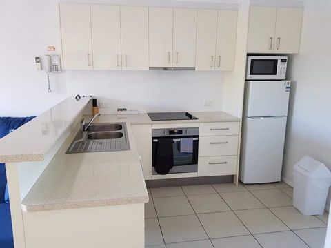 Coolum Beach Getaway Resort - Accommodation Tasmania 9