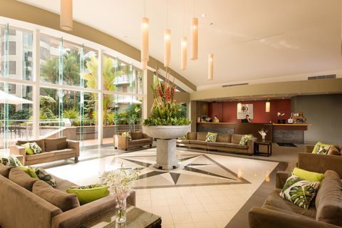 DoubleTree By Hilton Cairns - Accommodation Tasmania 3