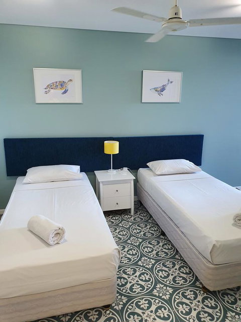 Azure Sea Whitsunday Resort - Accommodation Tasmania 1
