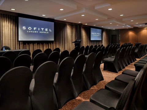 Sofitel Gold Coast Broadbeach - Accommodation Tasmania 38