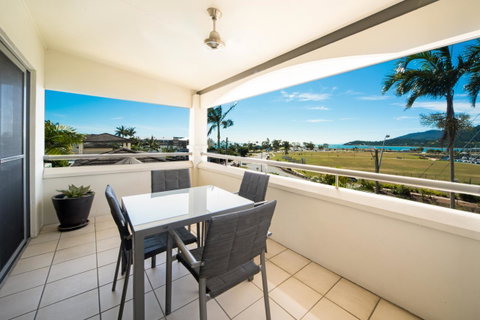 Portside Whitsunday Luxury Holiday Apartments - Accommodation Tasmania 4