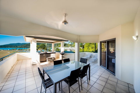 Portside Whitsunday Luxury Holiday Apartments - Accommodation Tasmania 7