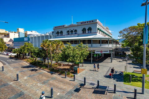 Hides Hotel - Accommodation Tasmania 2