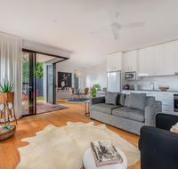 Sam's Buderim Mountain Guest House - Accommodation Tasmania