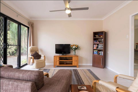 The Villa At The Bay - Accommodation Tasmania 8
