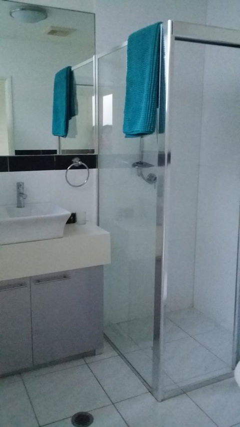 Sutton's Beach Unit - Accommodation Tasmania 10