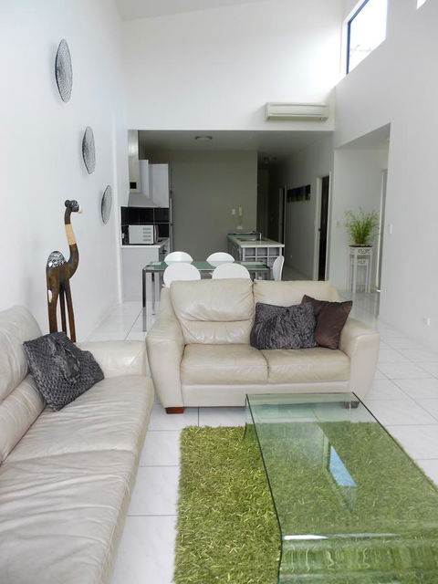 Sutton's Beach Unit - Accommodation Tasmania 6