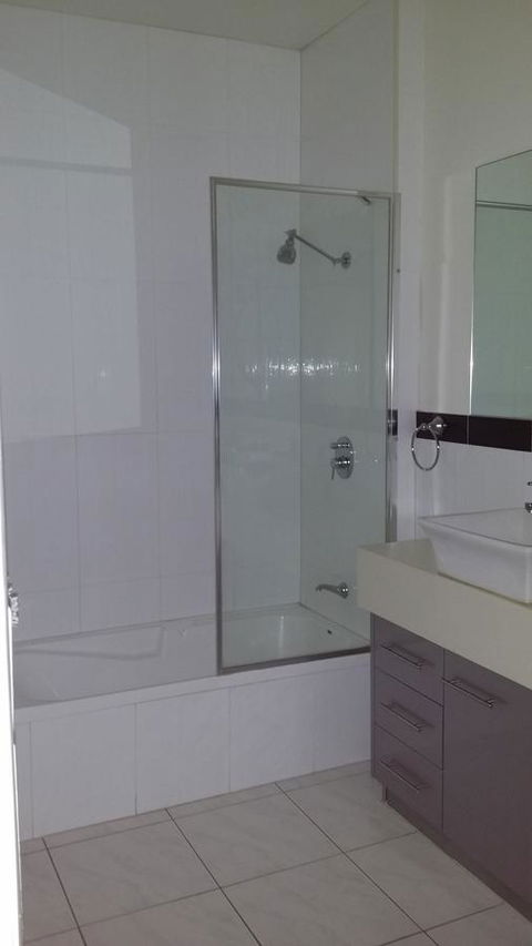 Sutton's Beach Unit - Accommodation Tasmania 17