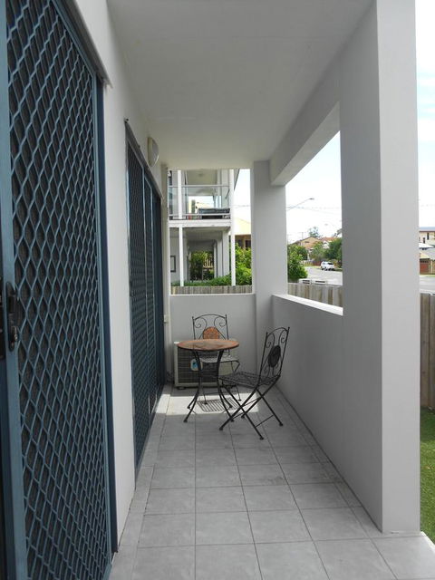 Sutton's Beach Unit - Accommodation Tasmania 20