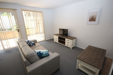 Waters Edge - Accommodation Tasmania 3
