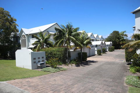 Waters Edge - Accommodation Tasmania 0