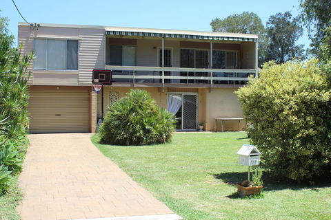Waters Edge - Accommodation Tasmania 2