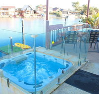 Waterside Resort Style - Accommodation Tasmania