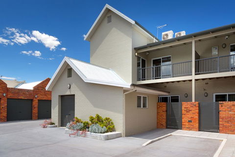 Waterstreet Apartment - Accommodation Tasmania 3