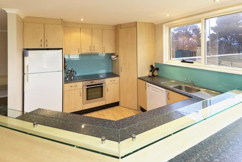 Wendaleigh 8 - Central Unit - Accommodation Tasmania 2
