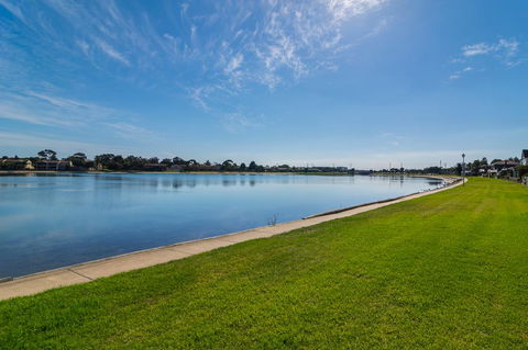 West Lakes Townhouse - Accommodation Tasmania 3