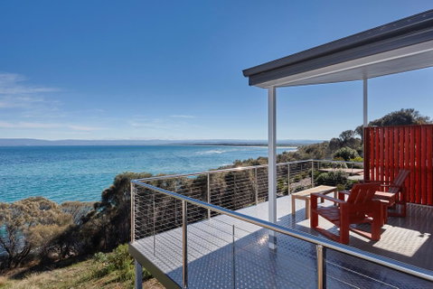 Whale Watcher 1 - Accommodation Tasmania 2