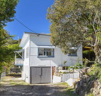Whitecaps 26 East Street - Accommodation Tasmania