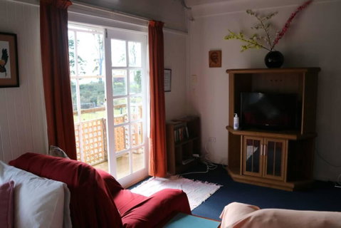 Wind Song Mountain Retreat - Accommodation Tasmania 0