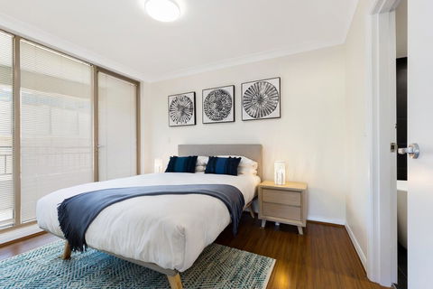 Woolloomooloo Modern Apartment 12BRK - Accommodation Tasmania 3