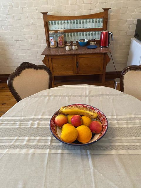 Yass Central B&B - Accommodation Tasmania 2