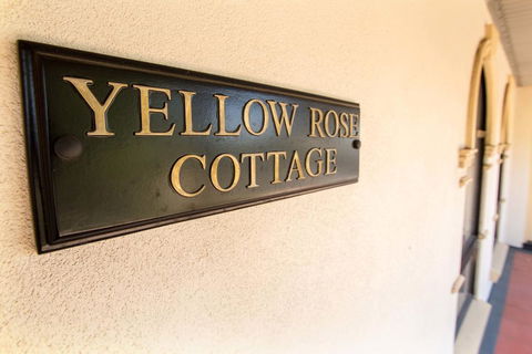 Yellow Rose Cottage - Accommodation Tasmania 3