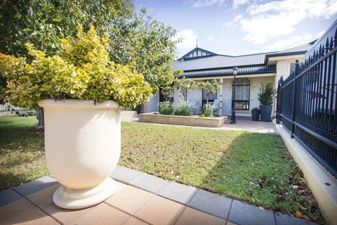 Yellow Rose Cottage - Accommodation Tasmania 1