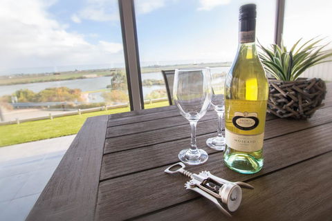 Serenity And Sweeping Murray River Views - Accommodation Tasmania 2