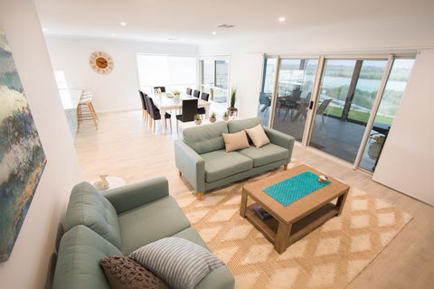 Serenity And Sweeping Murray River Views - Accommodation Tasmania 3