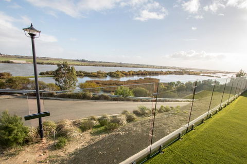 Serenity And Sweeping Murray River Views - Accommodation Tasmania 0