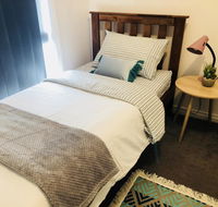 Haven Family dog freindly  close to Hospital Airport Bunnings - Accommodation Tasmania