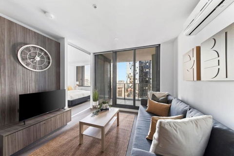 A 2BR Apt With City Views Next To Southern Cross - Accommodation Tasmania 1