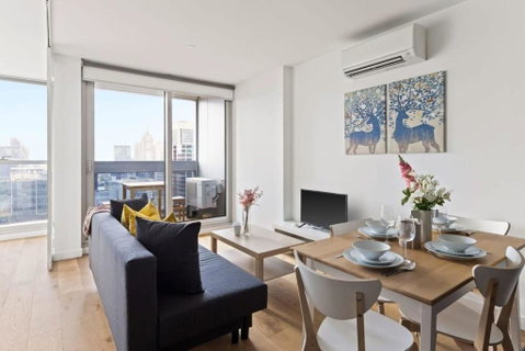 A Comfy 2BR Apt W City Views Near Southern Cross - Accommodation Tasmania 1